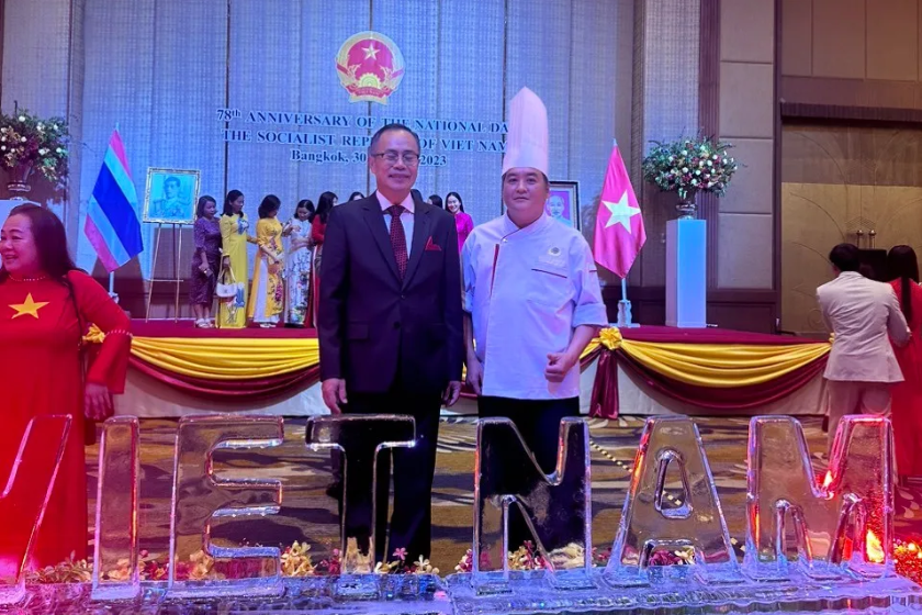 Thi&ecirc;n Hồng Ph&aacute;t